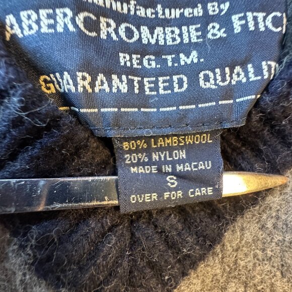 VTG Abercrombie and Fitch Authentic Issue Sweater Mens Small Gray Wool Vneck - Picture 7 of 8